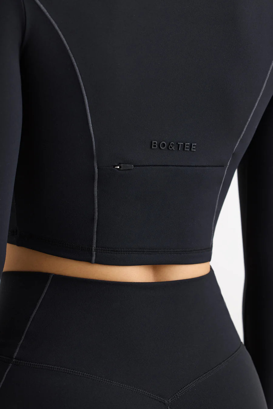 Bo&tee Soft Active Half Zip Crop Top